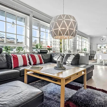 2 Bedroom Awesome In Nyaraló