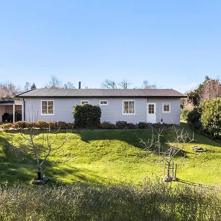2 Bedroom Awesome In * Dronningmølle